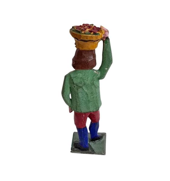 Antike Grulicher Krippenfigur / Gabenbringer mit Früchten um 1900  (10 cm)