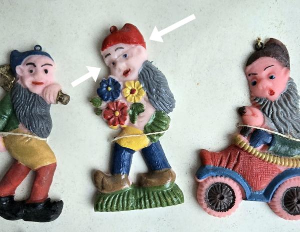 12 Zwerge aus Tragant im original Karton, um 1940/1950