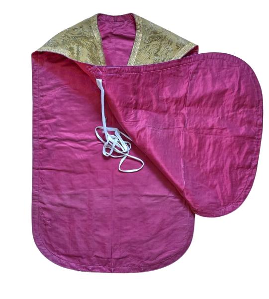 Antike goldene Kasel, Ornat, Messgewand, Vestment, Pluviale um 1900