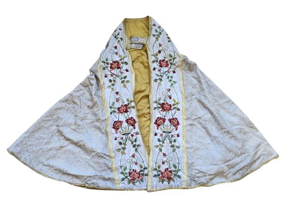 Antique Pluviale, cope, vestment, Ornat, around 1900