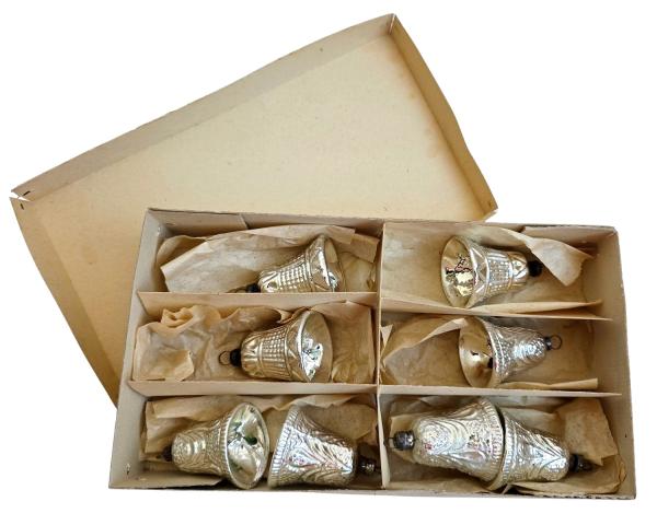 8 bells, lauscha around 1920