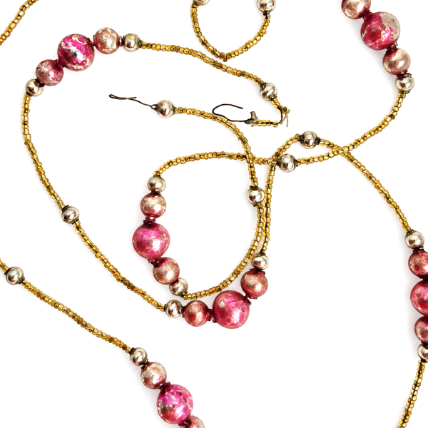 Glass Bead Garland, 130 cm, around 1930