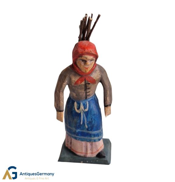 Grulicher Krippenfigur, alte Frau mit Reisig  (7 cm)
