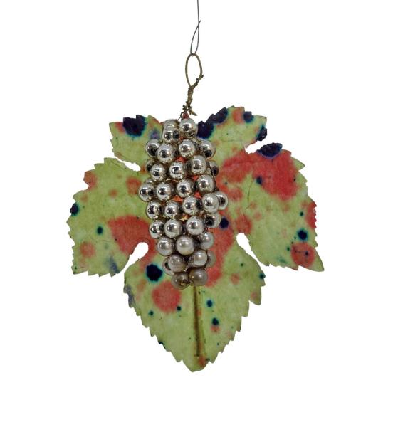 Gablonzer Glasornament, Trauben, um 1930
