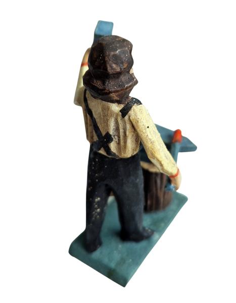 Nativity figure, Smith  (7 cm)