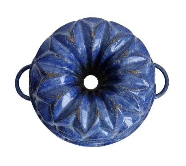Vintage cast iron baking pan
