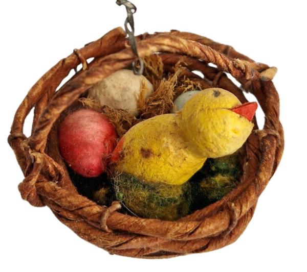 Küken im Nest, ~ 1920