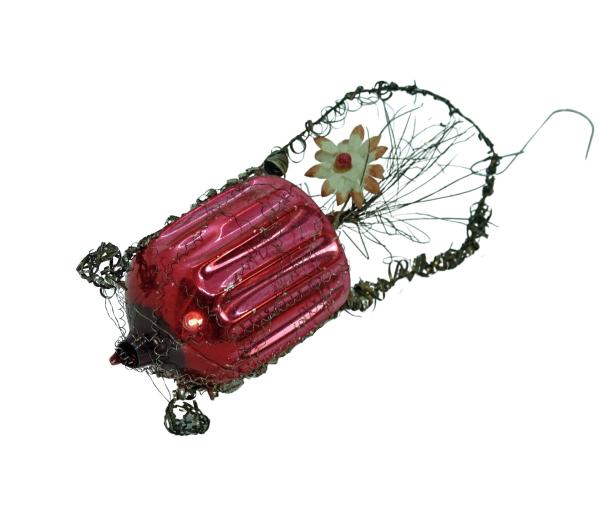 Glasornament Vase mit Tinsel und leonischen Drähten um 1890