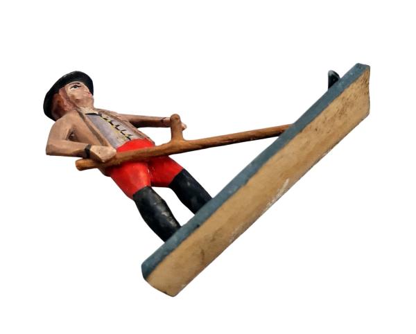 Farmer with scythe (7 cm)