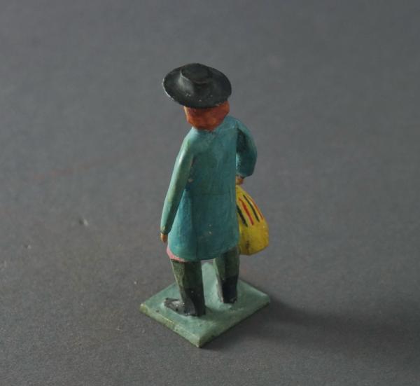 Grulicher Krippenfigur "Gabenbringer mit Krug" (7 cm)