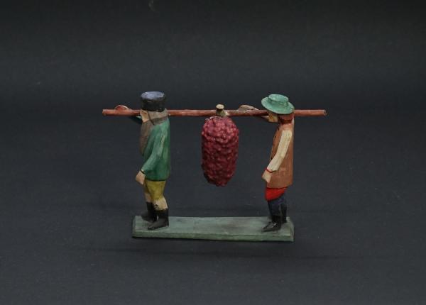 Grulich nativity figures with Grapes (7 cm)