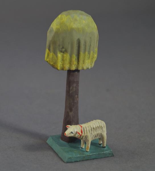 Grulicher Krippenzubehör, "Baum / Palme mit Schaf (5 cm)