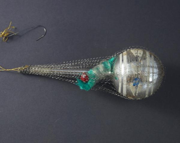 Wire wrapped Ballon, ca. 1930
