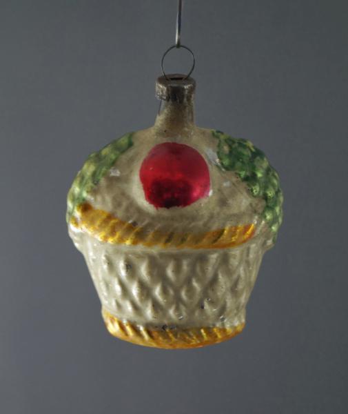 Blumenkörbchen,  ~ 1920