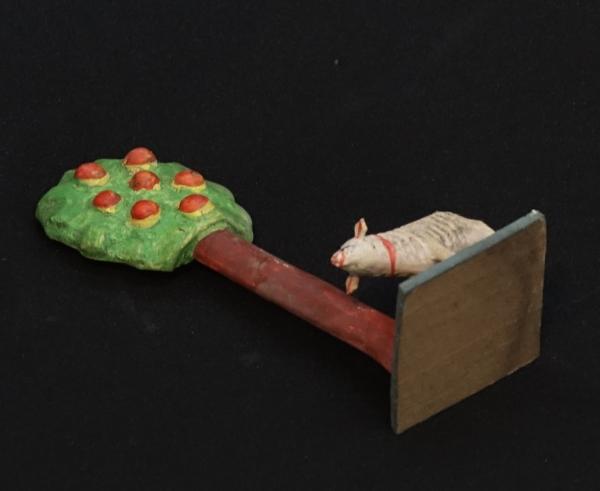 Grulicher Krippenzubehör, " Baum / Obstbaum mit Schaf "