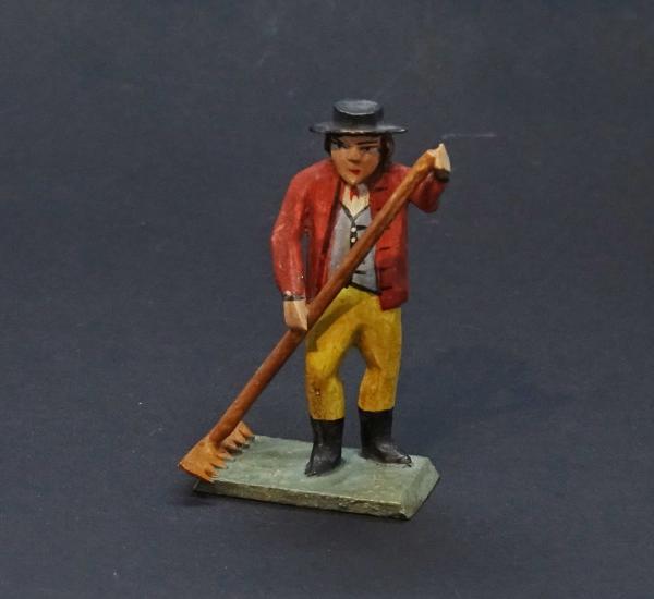 Grulicher Krippenfigur " Bauer mit Rechen " (7 cm)