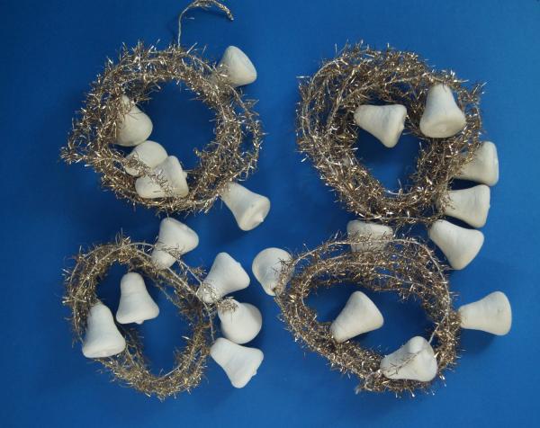 Gold colored tinsel garlands with spun cotton bells,  ca. 560 cm