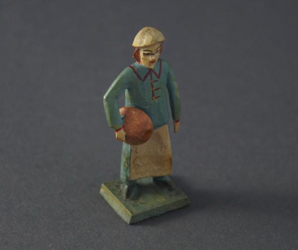 Grulicher Krippenfigur "Gabenbringer mit Brot" (5 cm)