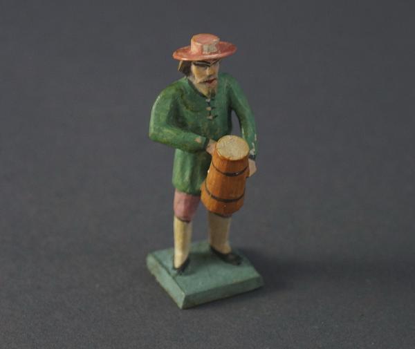 Grulicher Krippenfigur "Gabenbringer mit Krug" (5 cm)