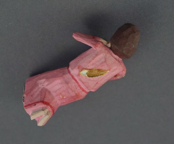 Grulicher Krippenfigur kniende Frau um 1900 (10 cm)