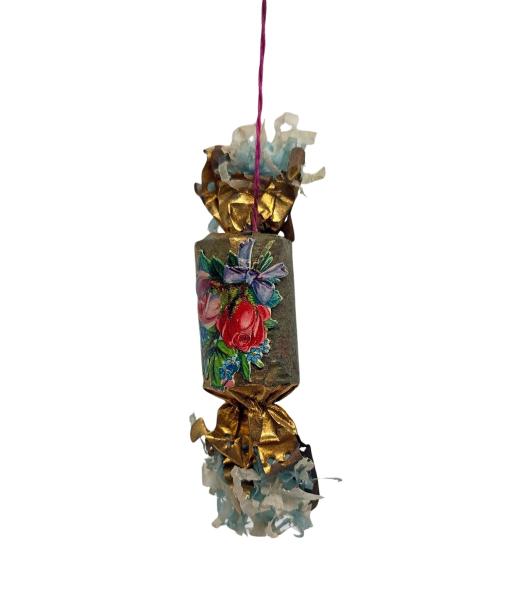 Ornament aus Karton und Papier um 1920