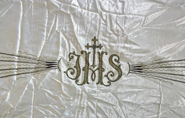 Antike weiße Altardecke, Altarverkleidung um 1920