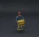 Grulich nativity figure  " Man with cradle " (7 cm)